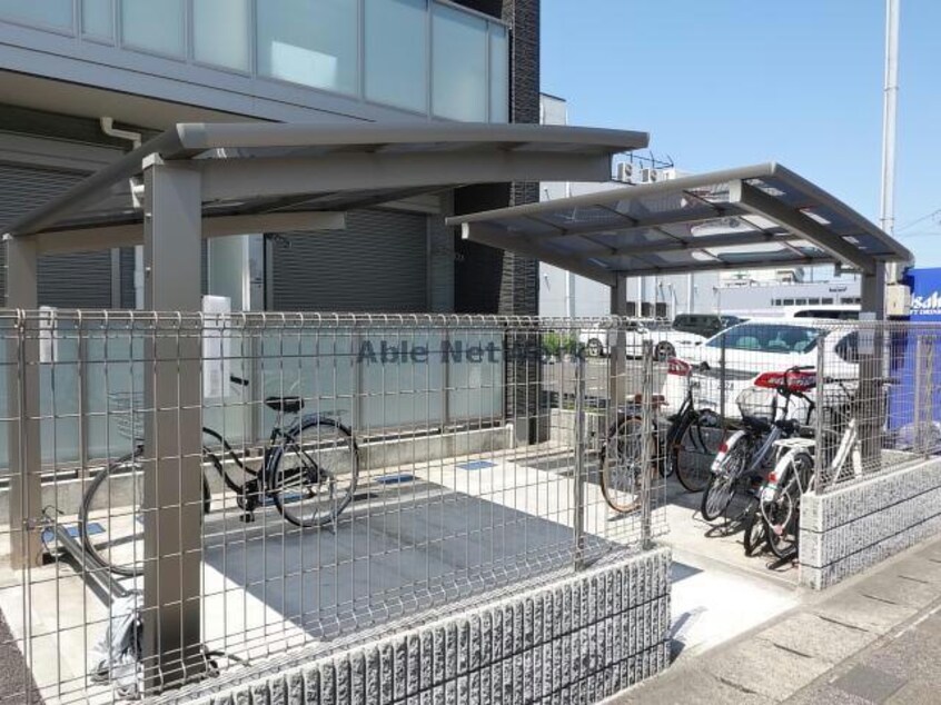  内房線/姉ケ崎駅 徒歩1分 1階 築5年