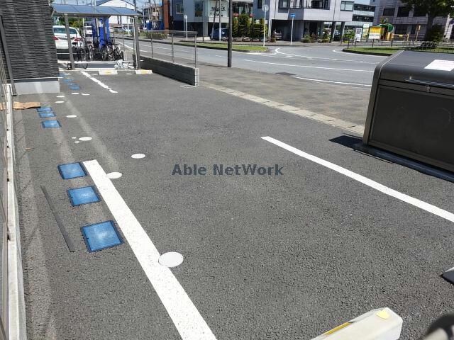  内房線/姉ケ崎駅 徒歩1分 1階 築5年