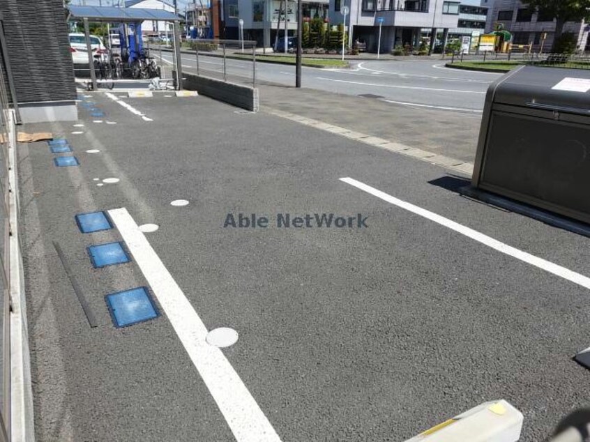  内房線/姉ケ崎駅 徒歩1分 1階 築5年