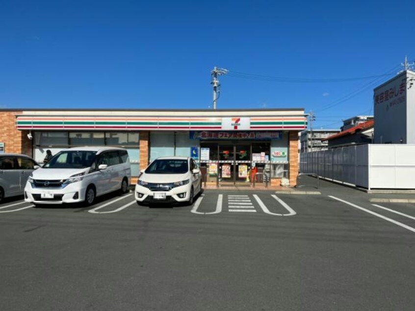 セブンイレブン浜松三島町店(コンビニ)まで521m 東海道本線/浜松駅 バス7分あみだ寺前下車:停歩3分 3階 築26年