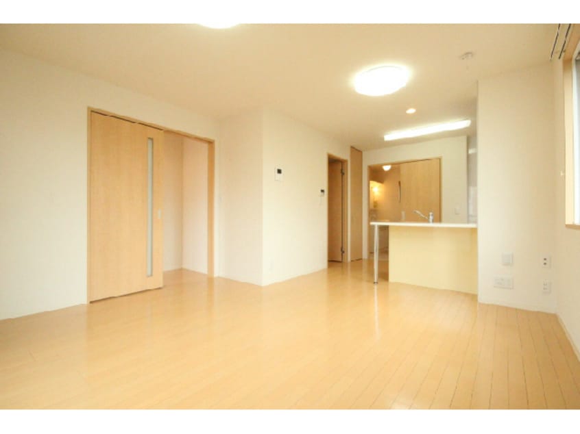 写真は同物件反転タイプ コーポソレイユⅤ