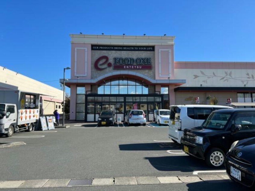 遠鉄ストアフードワン南浅田店(スーパー)まで906m 東海道本線/浜松駅 バス15分春日町下車:停歩2分 2階 築24年