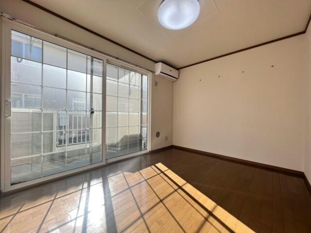 エアコン2基 東海道本線/浜松駅 バス32分小山中下車:停歩1分 1階 築23年