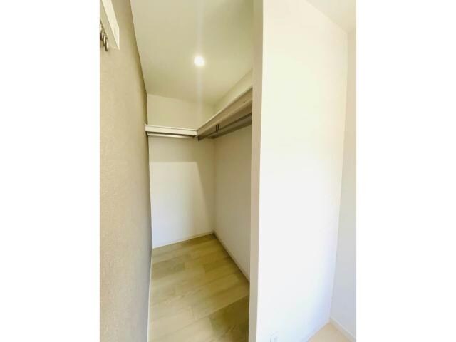  東海道本線/鷲津駅 車移動　5分1.2km 2階 築33年