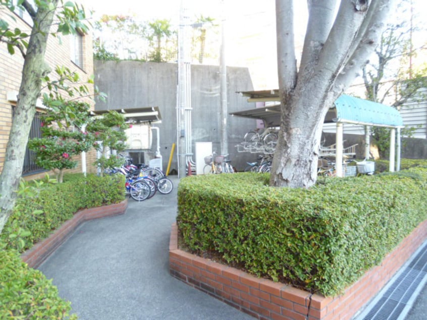  広沢ガーデンヒルズ