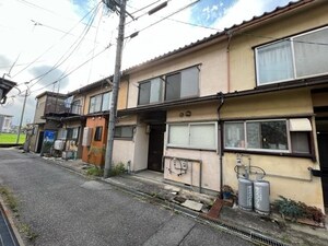 南砺市福光（西町）　吉田貸家　