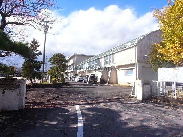 大垣市立静里小学校(小学校)まで1760m ビレッジＫ２