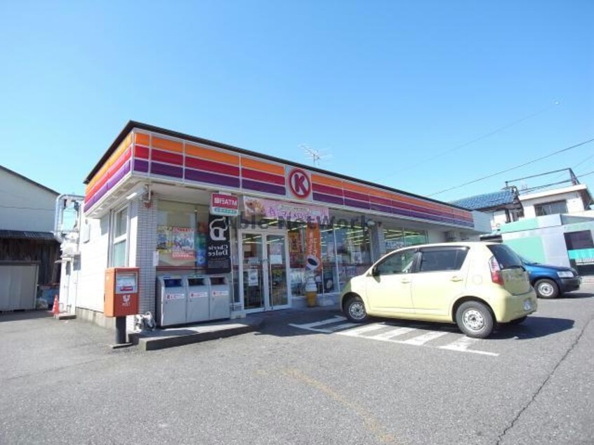 ファミリーマート垂井東店(コンビニ)まで431m サンクレール