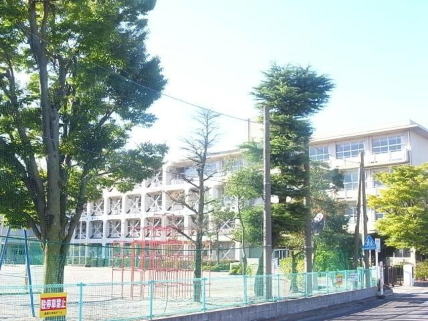 大垣市立静里小学校(小学校)まで841m リバーサイド鎌倉