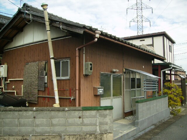  安田貸家(荒尾町）