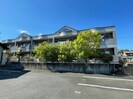 プレステージセレナの外観