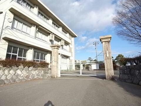 青墓小学校(小学校)まで1000m サンフォレスト壱番館