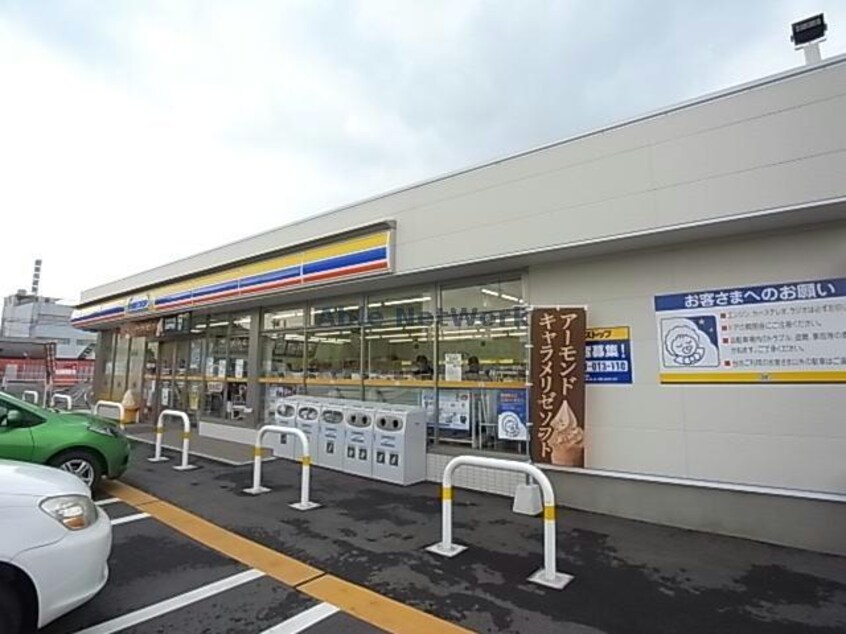 ミニストップ大垣羽衣町店(コンビニ)まで220m プラッサムコート羽衣　Ｆ