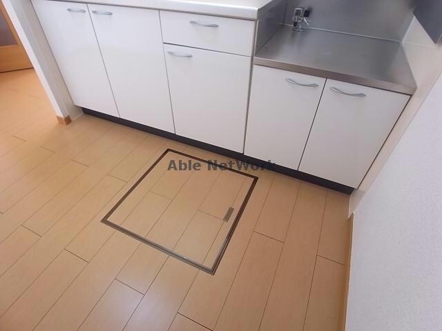 床下収納 リアン