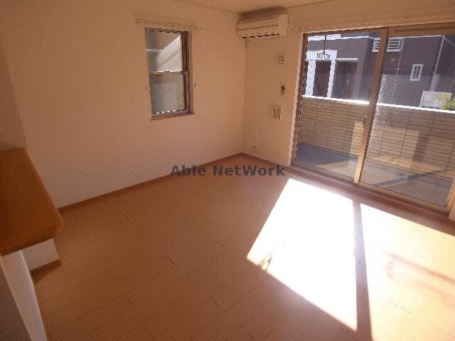 リビング コートデイジー　Ｂ