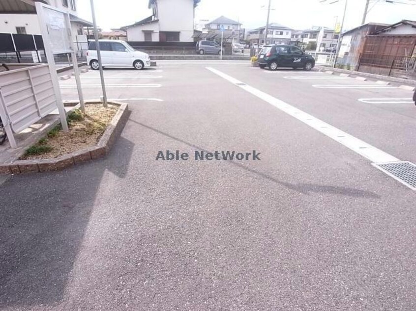  ノイブリーゼ