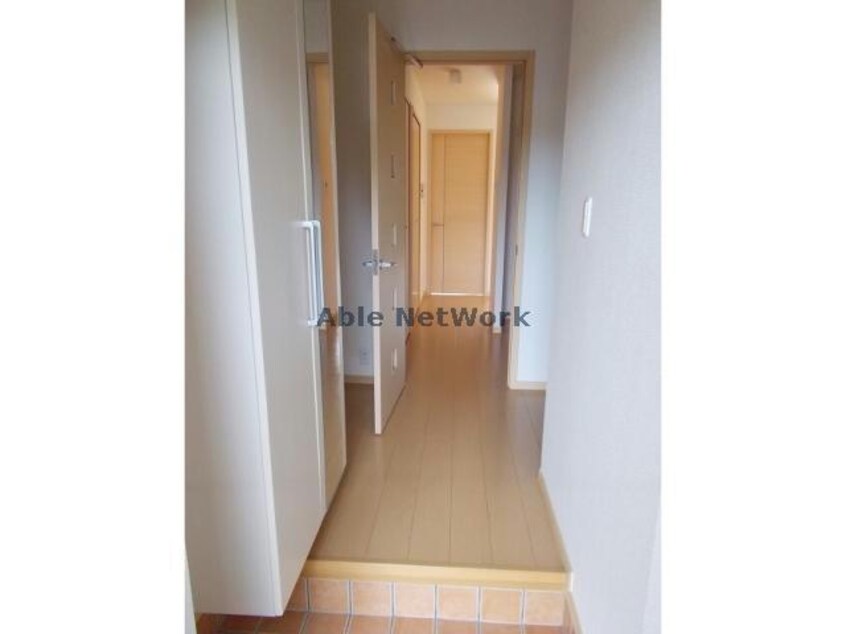 玄関 カーサ・イリーデＡ