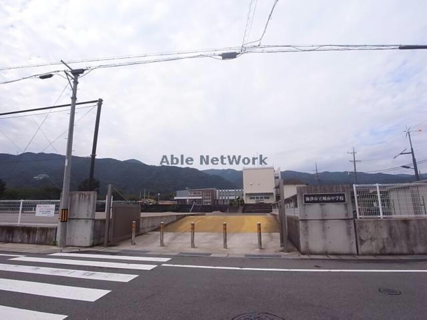 海津市立城南中学校(中学校/中等教育学校)まで2768m カーサ・イリーデＡ