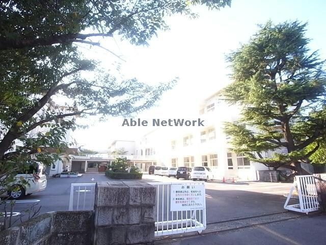 大垣市立西小学校(小学校)まで2314m ラルーチェＢ