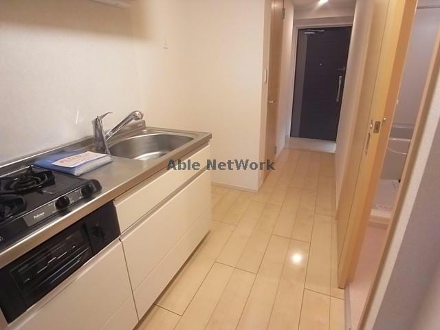  イースト　アヴェニュー