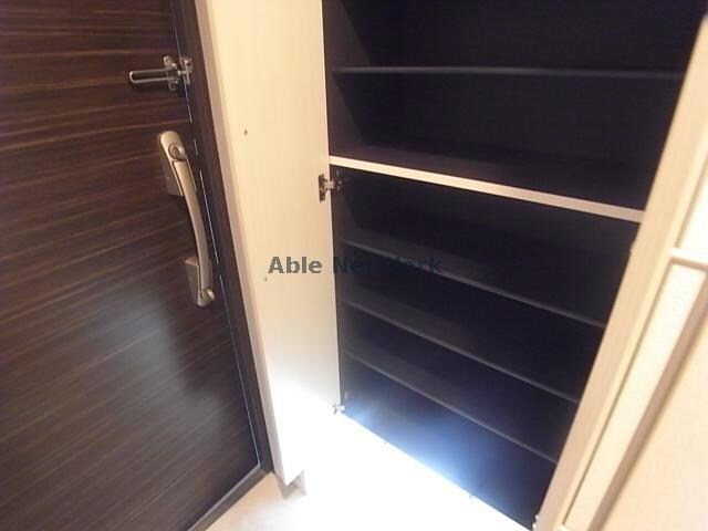  イースト　アヴェニュー