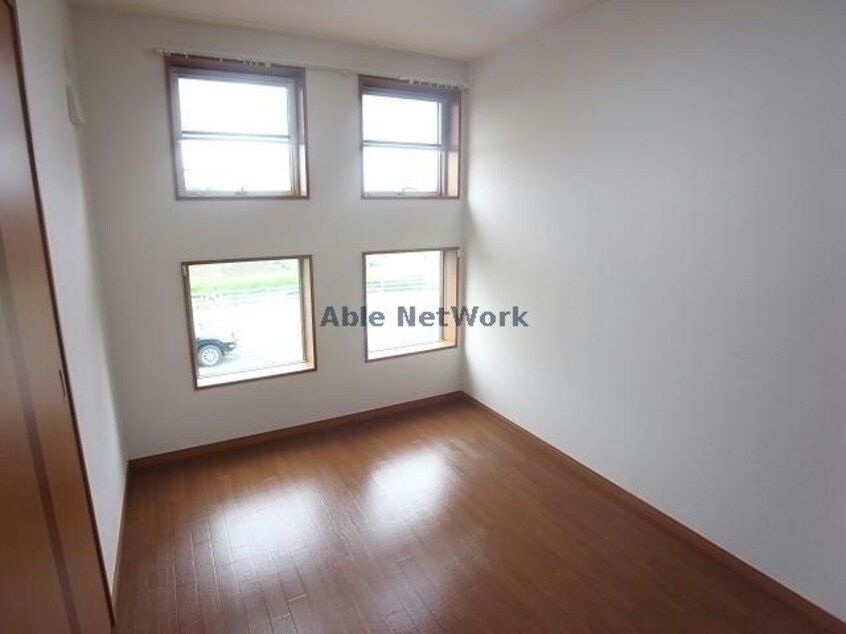 別部屋参照 リビングストン