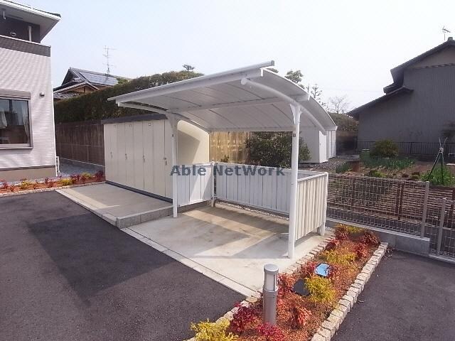  アン・リジェール・イースト