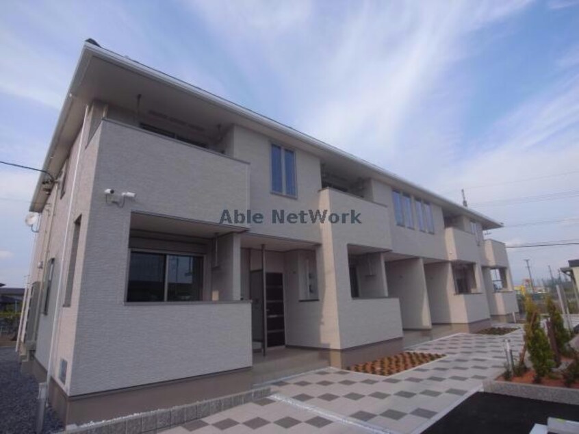  ユネ　ポワール