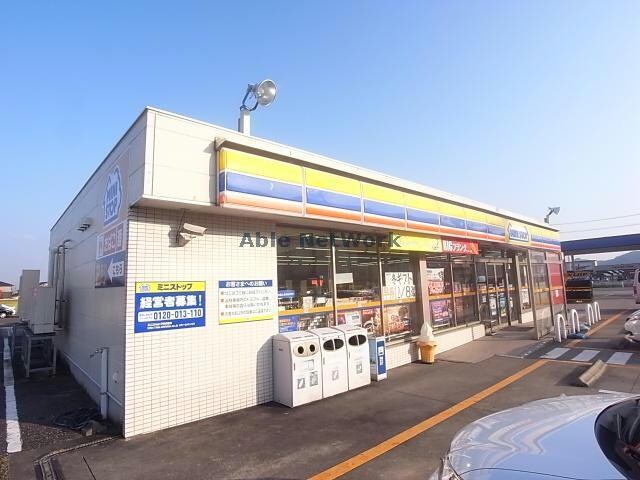 ミニストップ大垣波須店(コンビニ)まで799m Riqueza上面