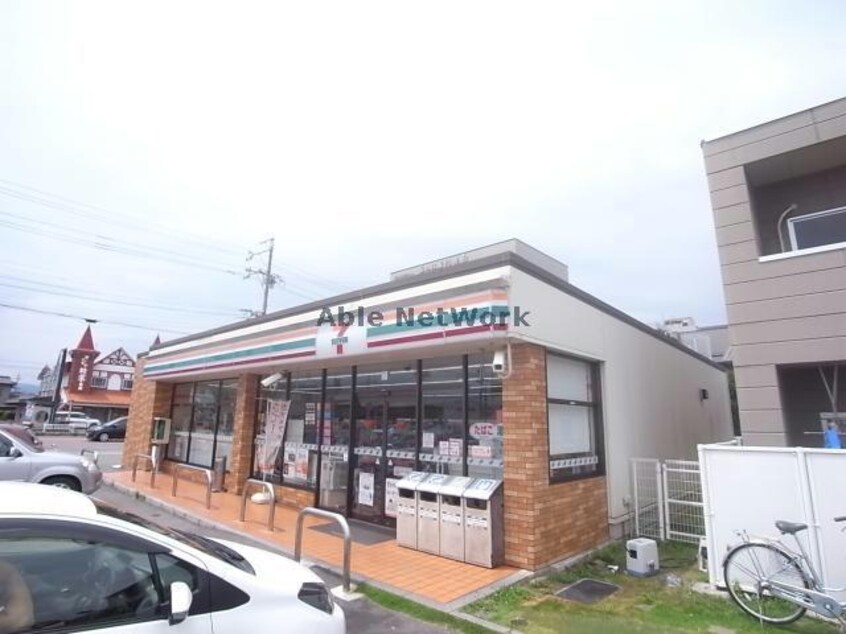 セブンイレブン大垣島里2丁目店(コンビニ)まで519m ラフレシールA