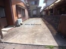 駐車場 長松町貸家