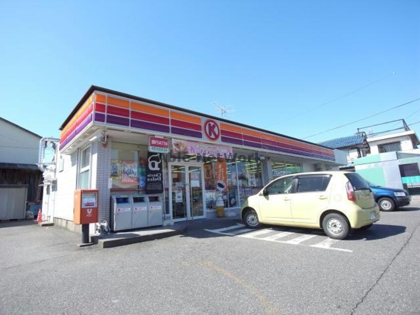 ファミリーマート垂井東店(コンビニ)まで1073m フレグランスモリカワB