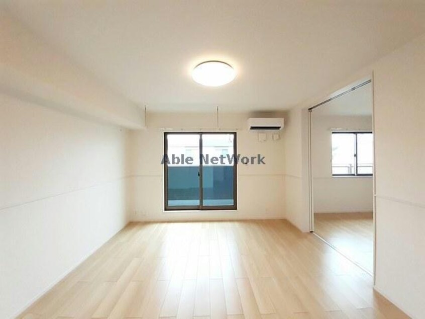 照明 オ　ソレイユ