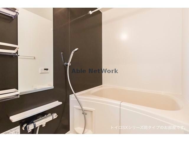  ヴィラ　グロリア