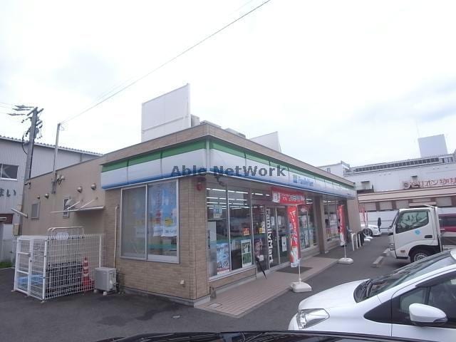 ファミリーマート大垣築捨町二丁目店(コンビニ)まで215m el viento