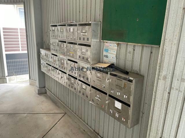  モアメゾン領家