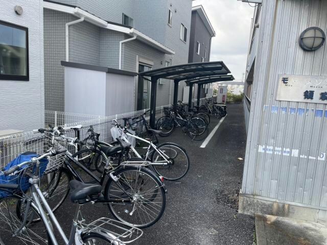  モアメゾン領家