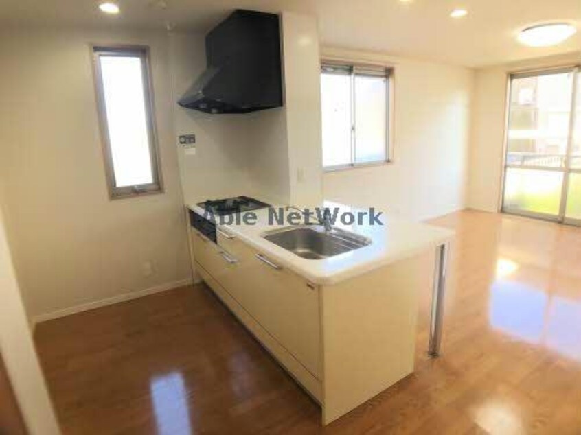  シャーメゾンモレA