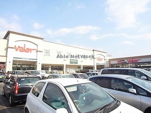 バロー大垣南店(スーパー)まで1422m シャーメゾンモレA