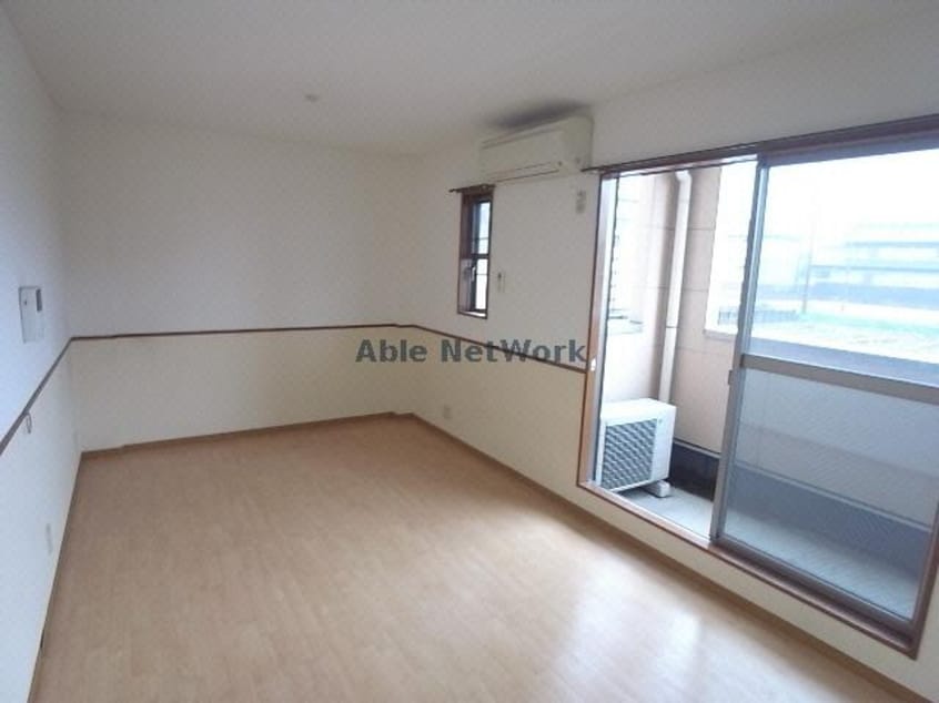 リビングダイニング ビースティーコート・Ｓ