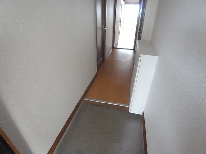 玄関 コスモ河村