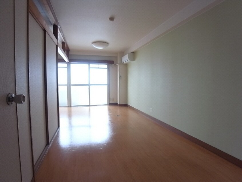 リビングダイニング コスモ河村