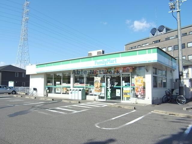 ファミリーマート岐阜六条北店(コンビニ)まで448m サテライト立花