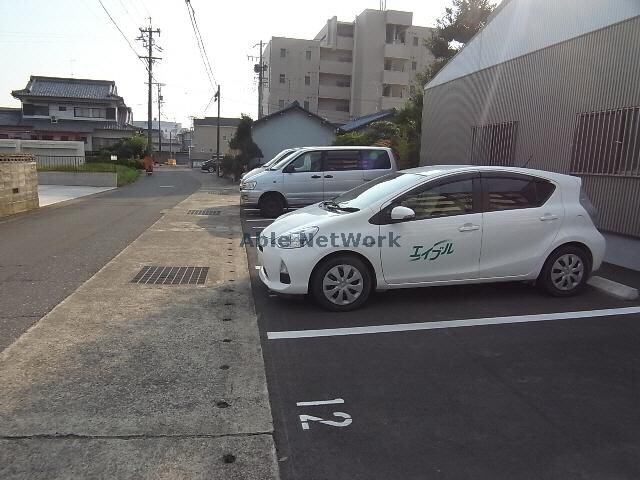 駐車場 エステイトツジ