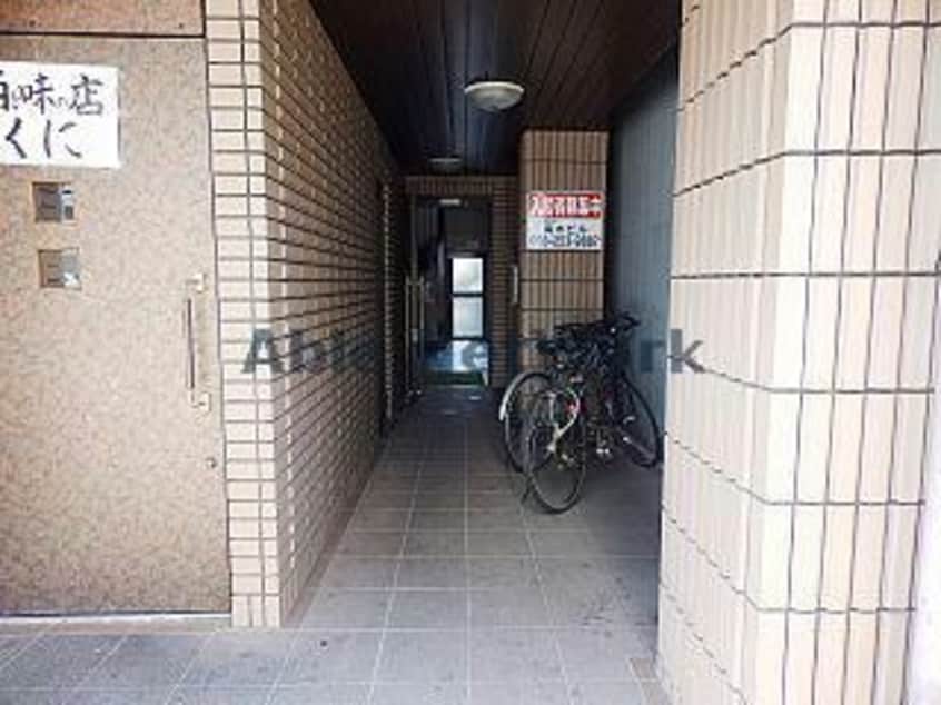  青木ビル　　今川町