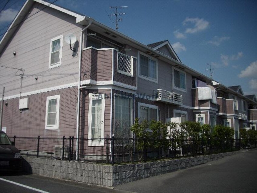  レフィナード・エムＡ