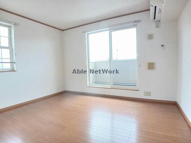  レインボーユートピア