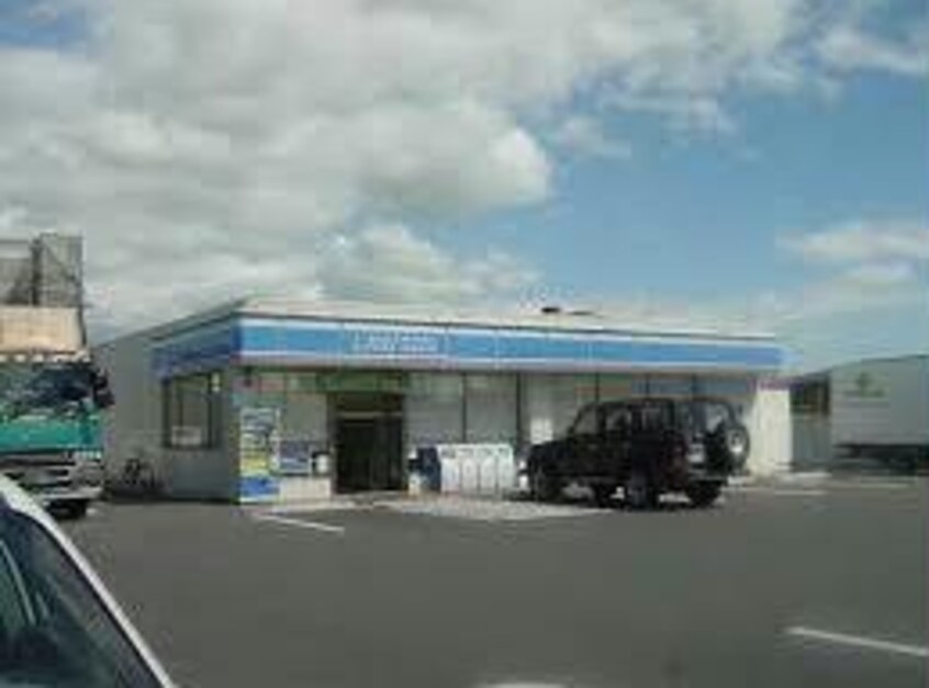 ローソン岐南町平成店(コンビニ)まで389m アルフィーネ