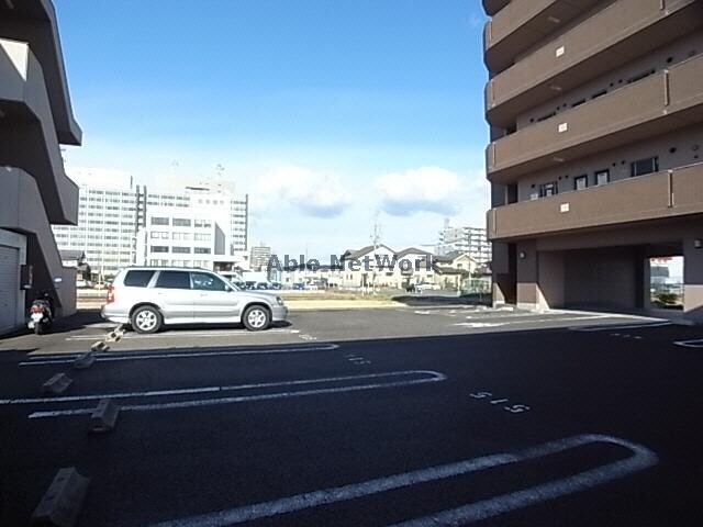 駐車場 第五松波ビル　東館