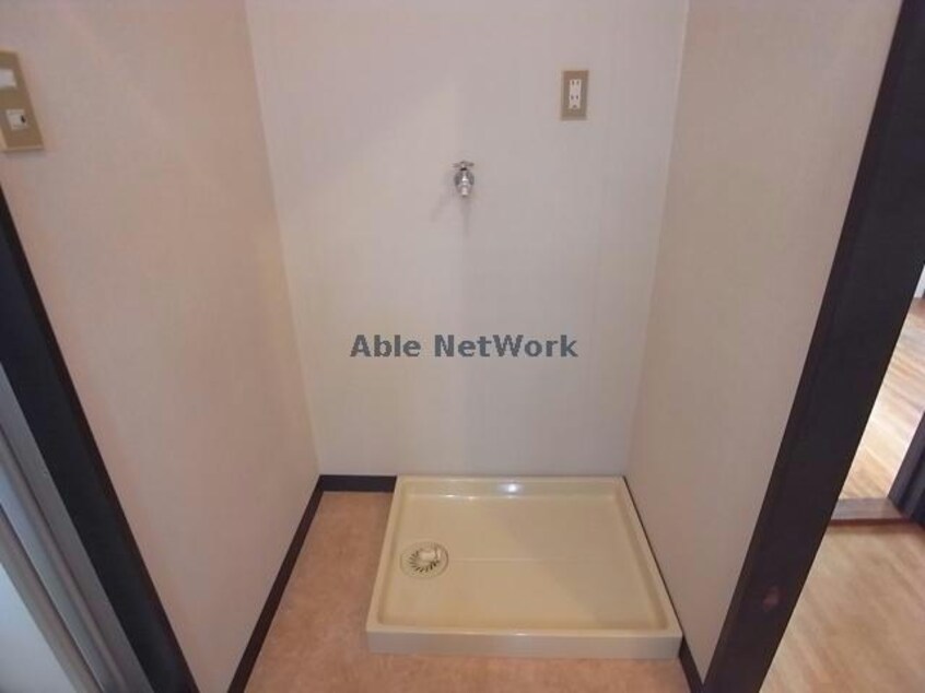  ＣＨＡＭＢＲＥ　ＤＥ　ＣＨＩＣ